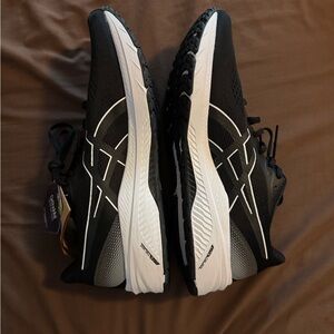 ASICS GT-1000 12 athletic shoes men size 12 NEW